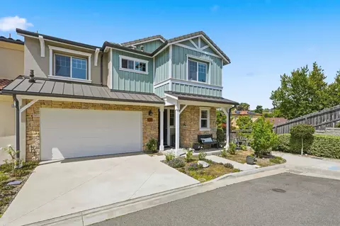 676 Manzanita Ln, Encinitas, CA 92024