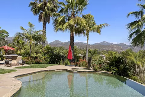 Exterior - 14998 Budwin Ln, Poway, CA 92064 photo 9 of 10