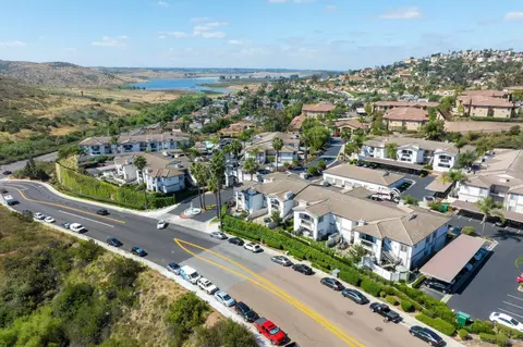 View/Area - 2708 Lake Pointe #209, Spring Valley, CA 91977 photo 7 of 13