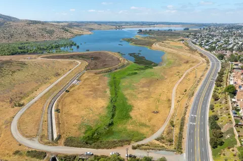 View/Area - 2708 Lake Pointe #209, Spring Valley, CA 91977 photo 2 of 13