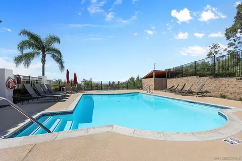 Exterior - 2708 Lake Pointe #209, Spring Valley, CA 91977 photo 3 of 16