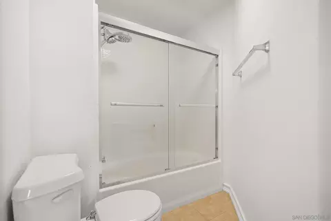 Bath - 2708 Lake Pointe #209, Spring Valley, CA 91977 photo 1 of 6