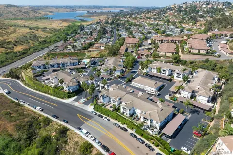 View/Area - 2708 Lake Pointe #209, Spring Valley, CA 91977 photo 9 of 13