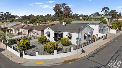 407 43rd St, San Diego, CA 92102