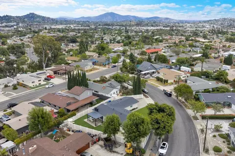 View/Area - 5985 Zora, La Mesa, CA 91942 photo 3 of 12