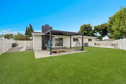 Exterior - 5985 Zora, La Mesa, CA 91942 photo 6 of 13