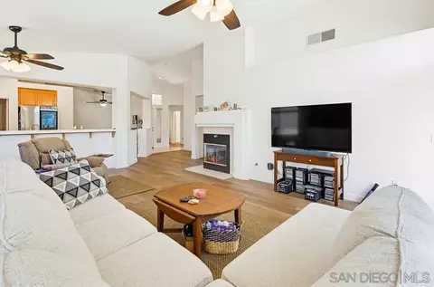 Living - 2501 Columbine Dr, Alpine, CA 91901 photo 5 of 5