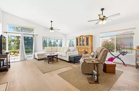 Living - 2501 Columbine Dr, Alpine, CA 91901 photo 2 of 5