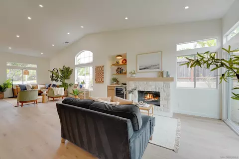 Living - 1912 Andrews Ct, Oceanside, CA 92054 photo 6 of 7