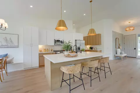 Kitchen - 1912 Andrews Ct, Oceanside, CA 92054 photo 3 of 11