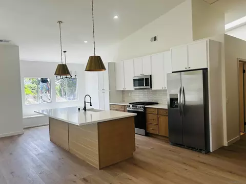 1912 Andrews Ct, Oceanside, CA 92054