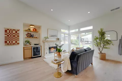 Living - 1912 Andrews Ct, Oceanside, CA 92054 photo 3 of 7