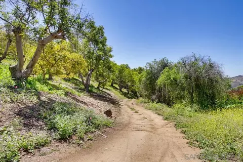 31675 Rancho Amigos Rd #1, Bonsall, CA 92003 photo 13