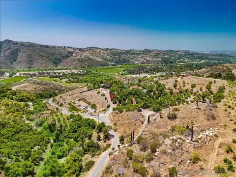 31675 Rancho Amigos Rd #1, Bonsall, CA 92003 photo 17