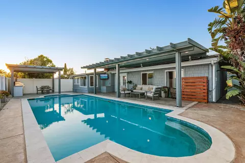 2884 Amulet St, San Diego, CA 92123