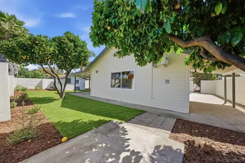 Exterior - 14212 Tobiasson Rd, Poway, CA 92064 photo 7 of 9