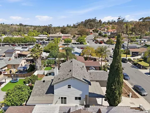 View/Area - 14212 Tobiasson Rd, Poway, CA 92064 photo 2 of 5