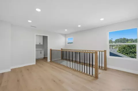 Entry Way - 14212 Tobiasson Rd, Poway, CA 92064 photo 3 of 3