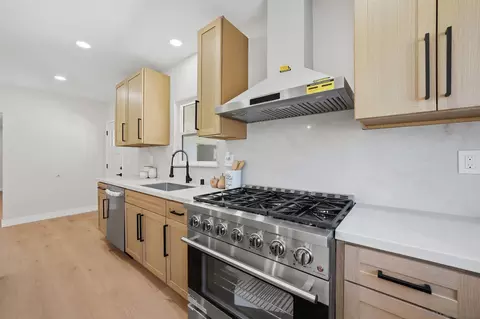 Kitchen - 14212 Tobiasson Rd, Poway, CA 92064 photo 5 of 7