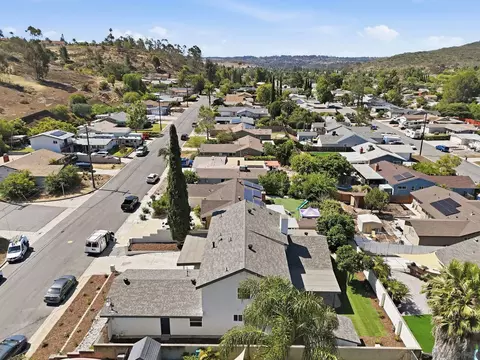 View/Area - 14212 Tobiasson Rd, Poway, CA 92064 photo 3 of 5