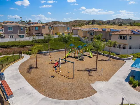 View/Area - 1826 Priest St, El Cajon, CA 92021 photo 4 of 5