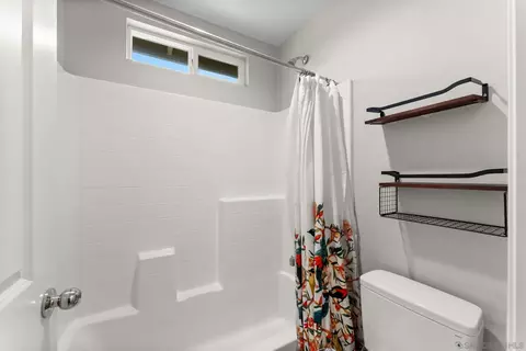 Bath - 1826 Priest St, El Cajon, CA 92021 photo 2 of 3