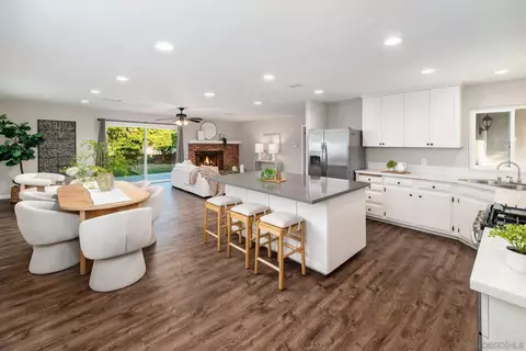 Kitchen - 187 Del Sureno, Fallbrook, CA 92028 photo 1 of 4