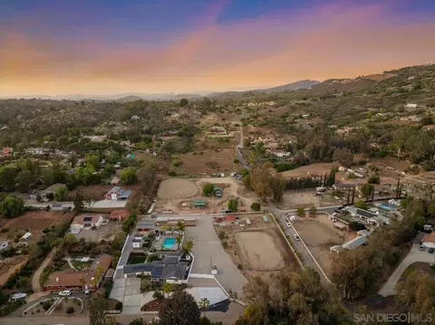 View/Area - 14272 Jerome Dr, Poway, CA 92064 photo 6 of 7