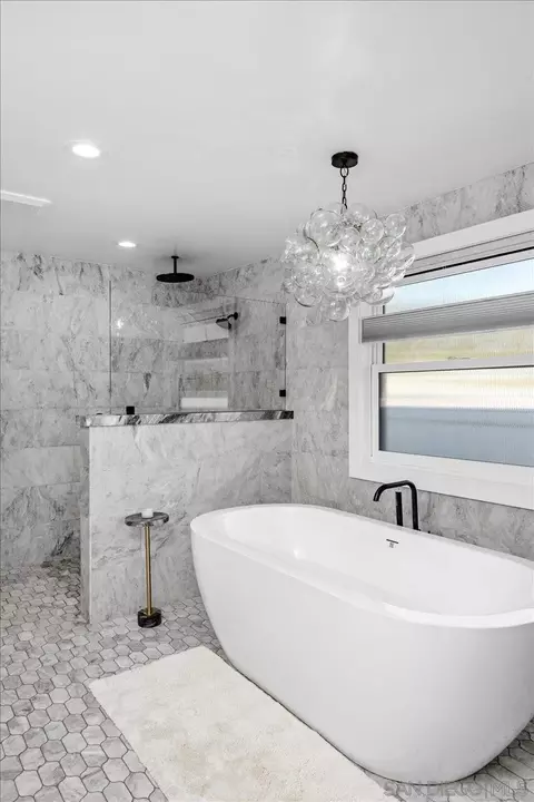 Bath - 14272 Jerome Dr, Poway, CA 92064 photo 8 of 8