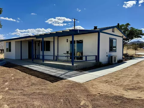 2675 Geronimo Trl, Landers, CA 92285
