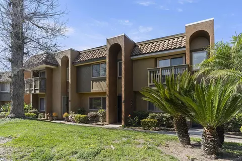 Exterior - 1417 N Broadway #B, Escondido, CA 92026 photo 3 of 14