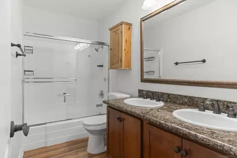 Bath - 1417 N Broadway #B, Escondido, CA 92026 photo 2 of 2