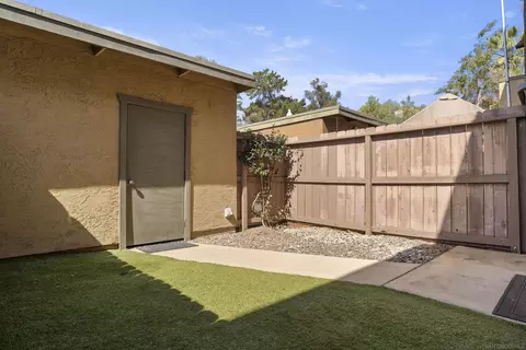 Exterior - 1417 N Broadway #B, Escondido, CA 92026 photo 8 of 14
