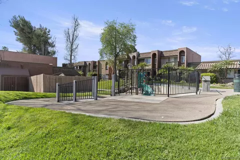 Exterior - 1417 N Broadway #B, Escondido, CA 92026 photo 11 of 14