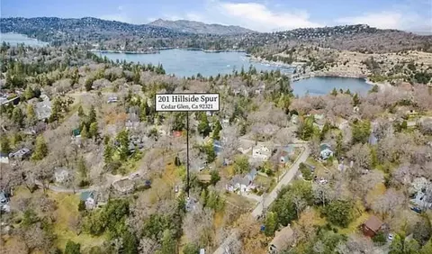 View/Area - 201 Hillside Spur, Cedar Glen, CA 92321 photo 2 of 2