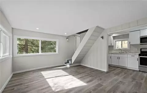 Living - 201 Hillside Spur, Cedar Glen, CA 92321 photo 3 of 3