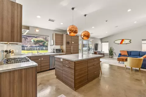 Kitchen - 1041 Saint Albans #1, Encinitas, CA 92024 photo 3 of 6