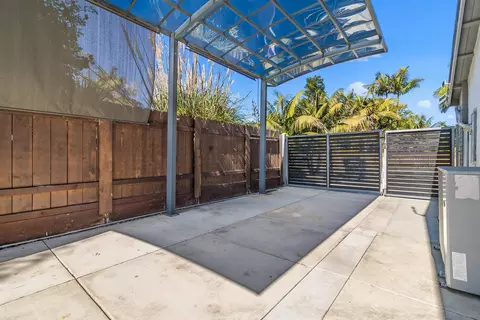 Exterior - 1041 Saint Albans #1, Encinitas, CA 92024 photo 6 of 11