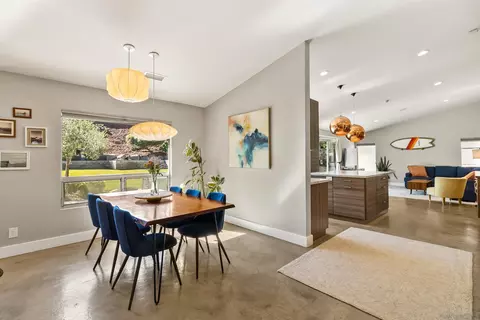 Dining - 1041 Saint Albans #1, Encinitas, CA 92024 photo 3 of 3