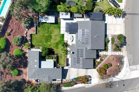 View/Area - 1041 Saint Albans #1, Encinitas, CA 92024 photo 2 of 10