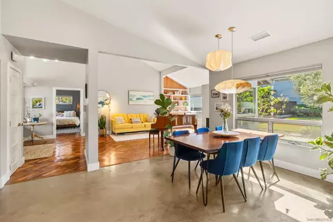 Dining - 1041 Saint Albans #1, Encinitas, CA 92024 photo 1 of 3