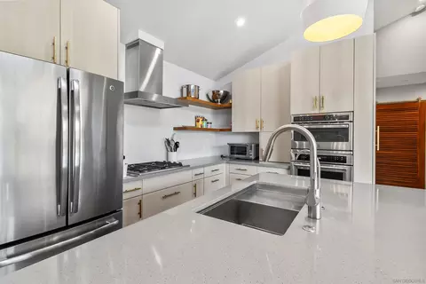 Kitchen - 1041 Saint Albans #1, Encinitas, CA 92024 photo 6 of 6