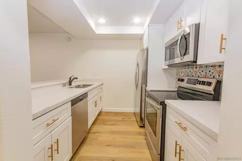 10737 San Diego Msn #115, San Diego, CA 92108