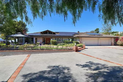Exterior - 17505 Corte Lomas Verdes, Poway, CA 92064 photo 8 of 14