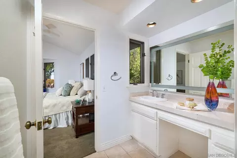 Bath - 17505 Corte Lomas Verdes, Poway, CA 92064 photo 2 of 2