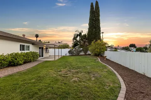 Exterior - 1658 Boyle Ave, Escondido, CA 92027 photo 2 of 4
