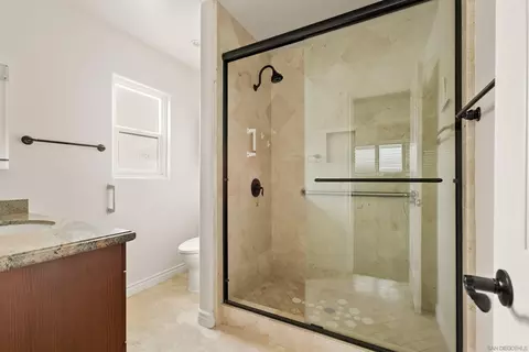 Bath - 1658 Boyle Ave, Escondido, CA 92027 photo 1 of 2