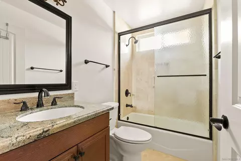 Bath - 1658 Boyle Ave, Escondido, CA 92027 photo 2 of 2