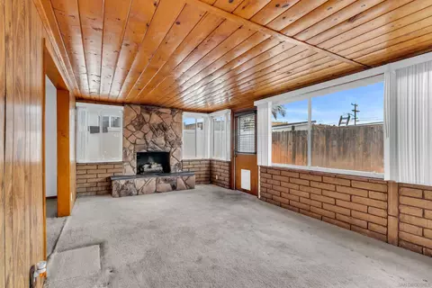 Living - 901 Saint George Ct, Spring Valley, CA 91977 photo 4 of 4
