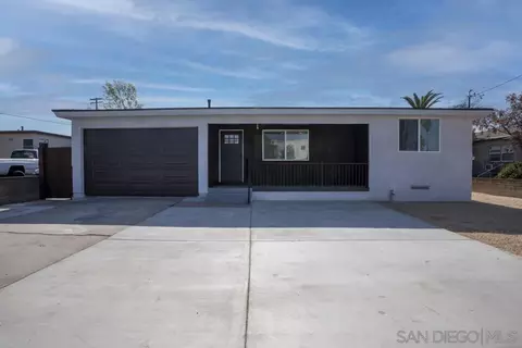 1059 Greenfield Dr, El Cajon, CA 92021